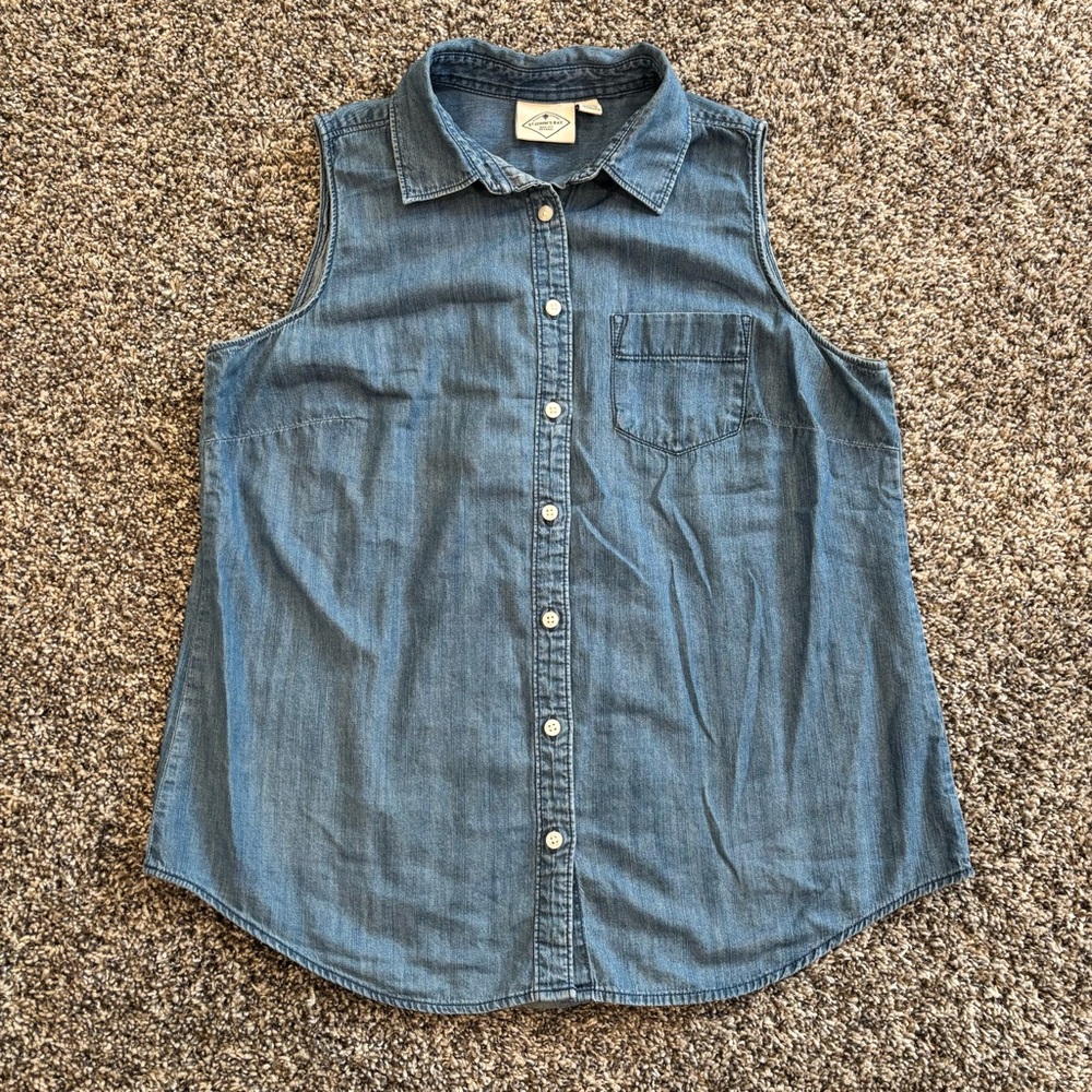 100% Cotton St. John's Bay Blue Sleeveless Button-Down Shirt